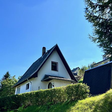 Urige Berghuette Mit Kamin Und Sauna Im Erzgebirge Nahe Schwarzwassertal Pobershau Exterior photo